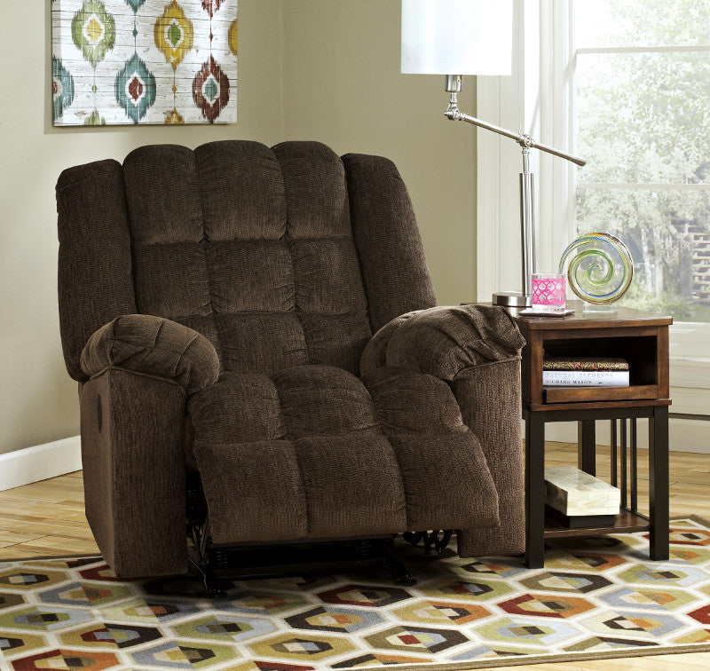 Ashley Ludden Power Recliner in Cocoa